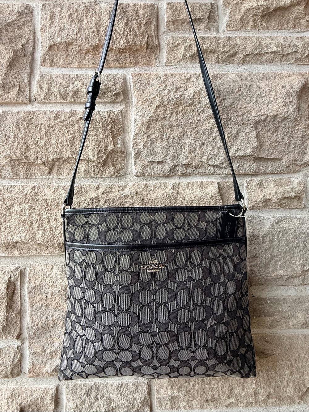 COACH File Bag in Outline Signature Jacquard – F58285